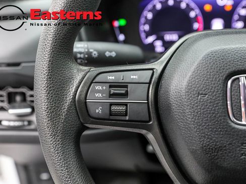 Used 2025 Honda Accord SE image 14