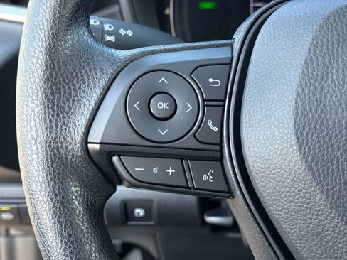Used 2026 Toyota Corolla LE image 22