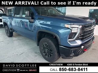 Used 2025 Chevrolet Silverado 2500 LT w/ Trail Boss Package AWD/4WD video 1
