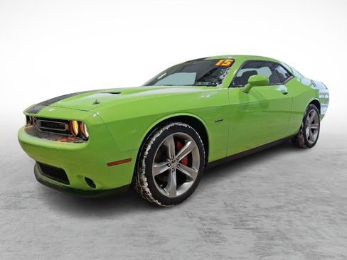 Used 2015 Dodge Challenger R/T w/ Quick Order Package 28B R/T image 3