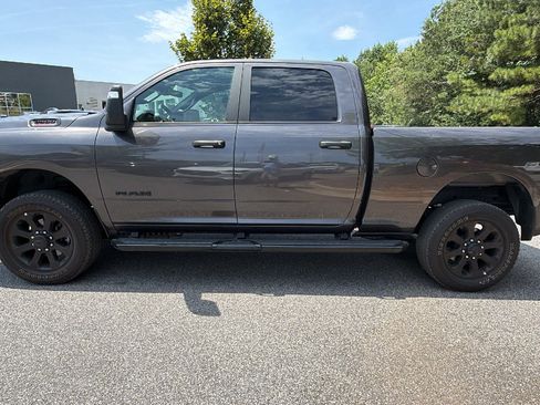 Used 2026 RAM 2500 Big Horn AWD/4WD image 11