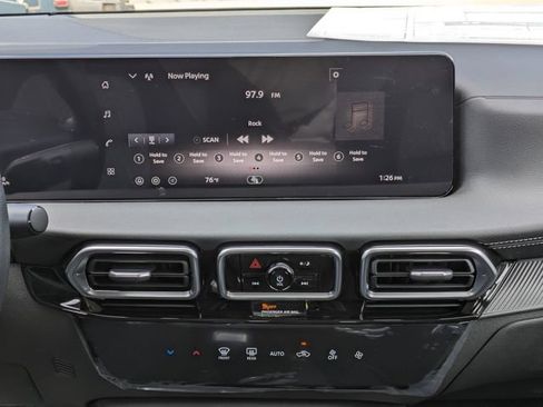 New 2026 Nissan Sentra SV w/ Floor Mat Package FWD image 17