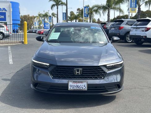 Used 2025 Honda Accord SE image 4