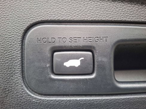 Used 2023 Acura MDX image 31