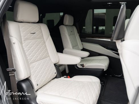 Used 2025 Cadillac Escalade Sport Platinum w/ LPO, Floor Liner Package image 15