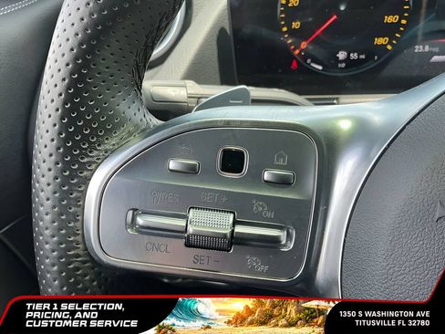 Used 2023 Mercedes-Benz GLA 35 AMG 4MATIC image 28