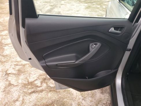 Used 2013 Ford C-MAX SEL image 30