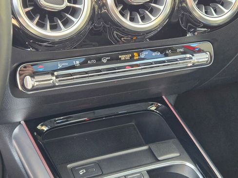 Used 2021 Mercedes-Benz GLA 250 GLA 250 image 36