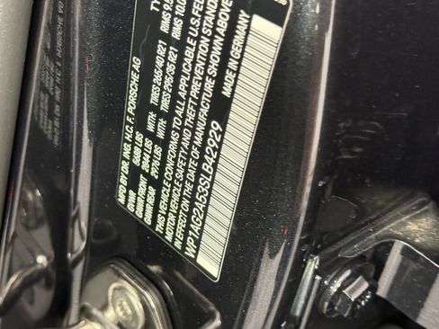 New 2025 Porsche Macan S image 24