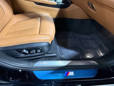 Used 2022 BMW 740i xDrive w/ M Sport Package AWD/4WD image 65