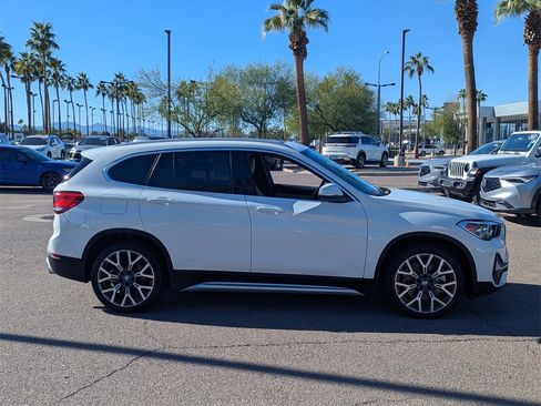 Used 2022 BMW X1 xDrive28i w/ Premium Package image 7