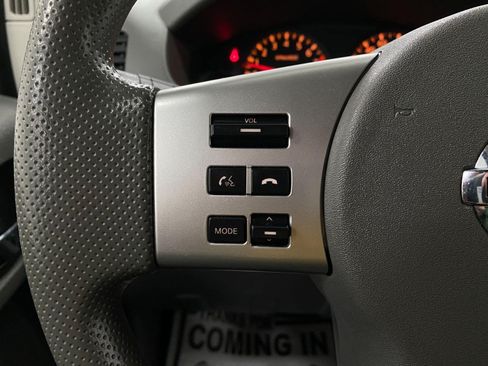 Used 2021 Nissan Frontier SV w/ SV Utility Package AWD/4WD image 17