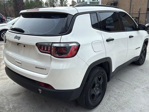 Used 2018 Jeep Compass Sport image 7