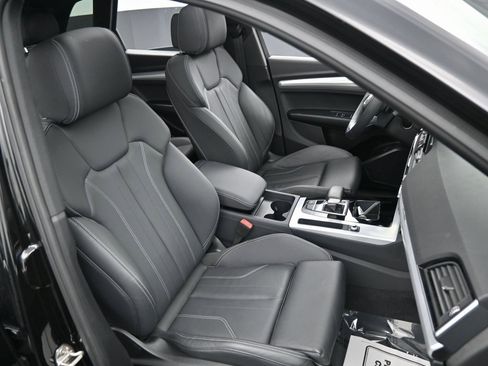 Used 2025 Audi Q5 2.0T Premium image 38