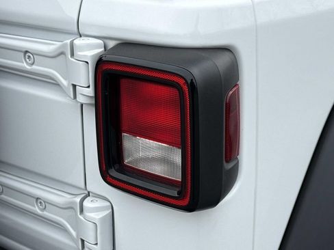 Used 2023 Jeep Wrangler Sport AWD/4WD image 24