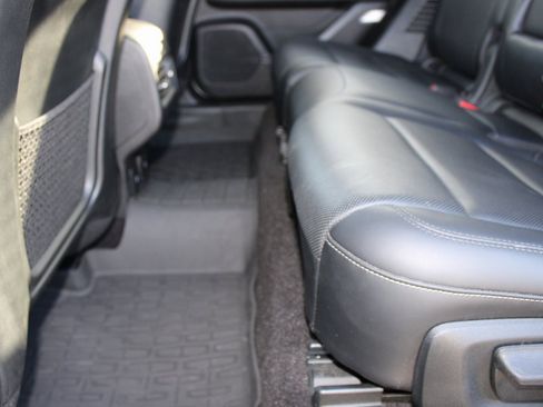 Used 2021 Lincoln Corsair Reserve w/ Equipment Group 201A image 25