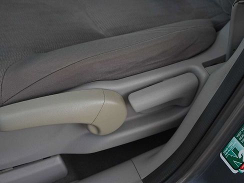 Used 2014 Honda CR-V LX image 12