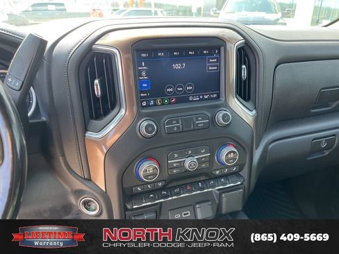 Used 2022 Chevrolet Silverado 1500 High Country image 11