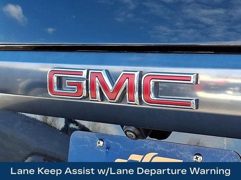 Used 2024 GMC Yukon XL AT4 w/ Technology Package image 34