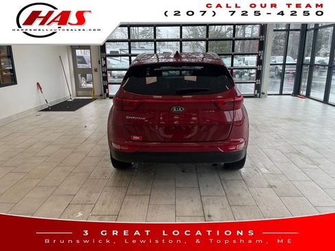 Used 2018 Kia Sportage LX w/ LX Popular Package image 5