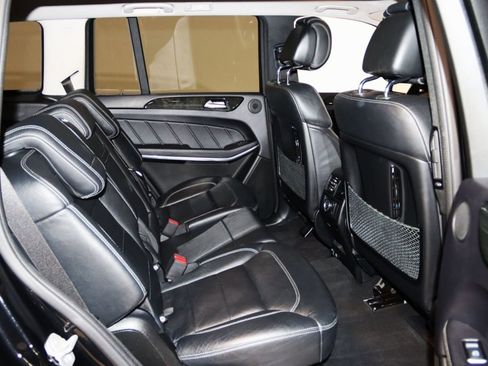 Used 2015 Mercedes-Benz GL 550 4MATIC image 62