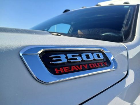 Used 2024 RAM 3500 Limited w/ Safety Group image 36