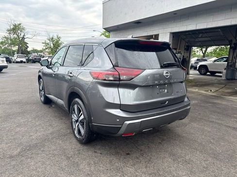 Used 2026 Nissan Rogue SL AWD/4WD image 4