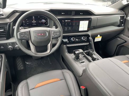 New 2026 GMC Sierra 1500 AT4 w/ AT4 Premium Package AWD/4WD image 9