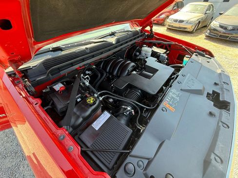 Used 2019 Chevrolet Silverado 1500 LT AWD/4WD image 36