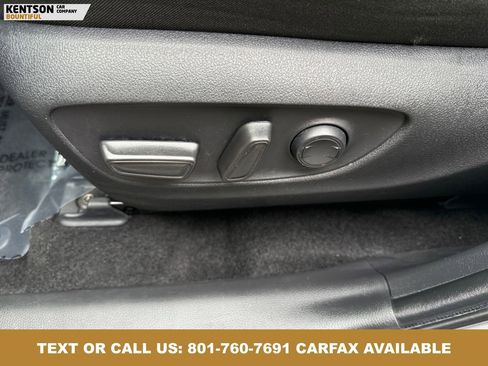 Used 2025 Toyota RAV4 XLE AWD/4WD image 30