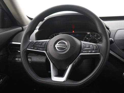 Used 2021 Nissan Altima 2.5 SV image 14