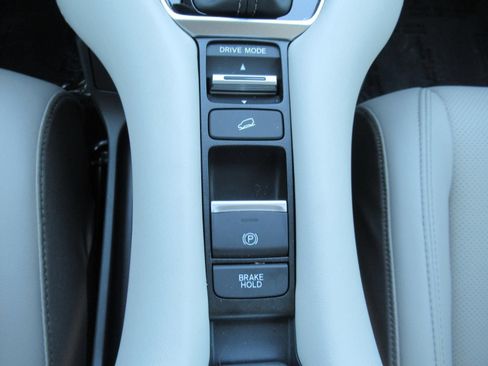Used 2026 Honda HR-V EX-L image 26
