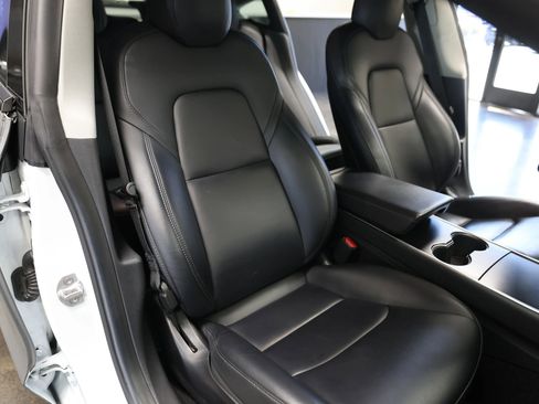 Used 2019 Tesla Model 3 Performance AWD/4WD image 34