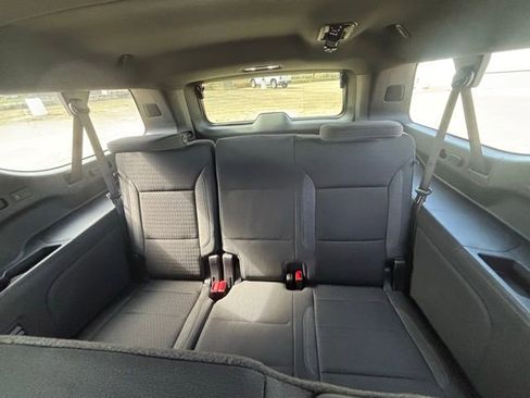 New 2026 Chevrolet Suburban LS w/ Max Trailering Package AWD/4WD image 22