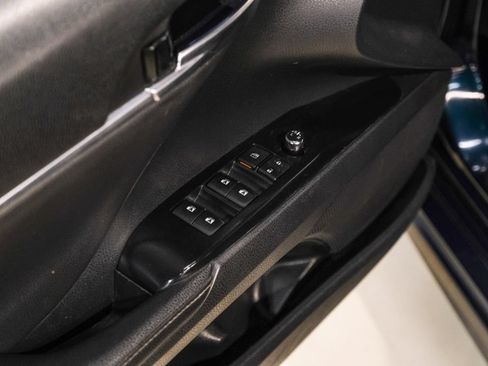 Used 2019 Toyota Camry XSE FWD image 41