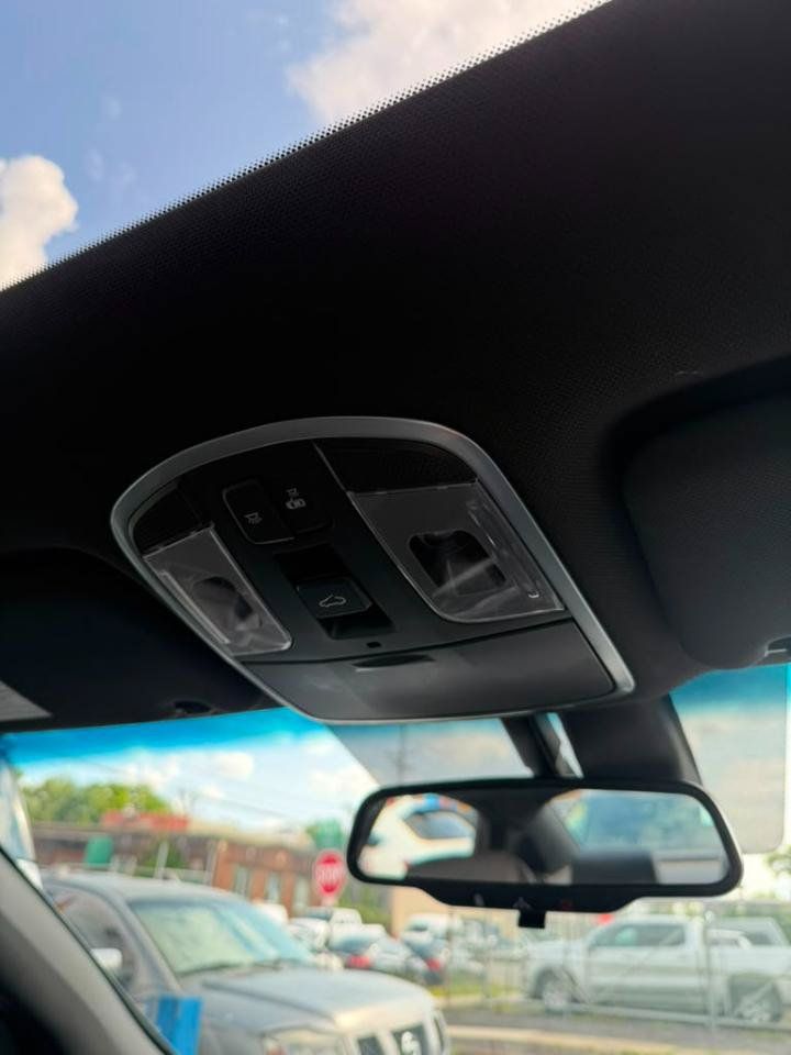 Used 2019 Hyundai Sonata Sport w/ Tech Package 03 FWD image 16
