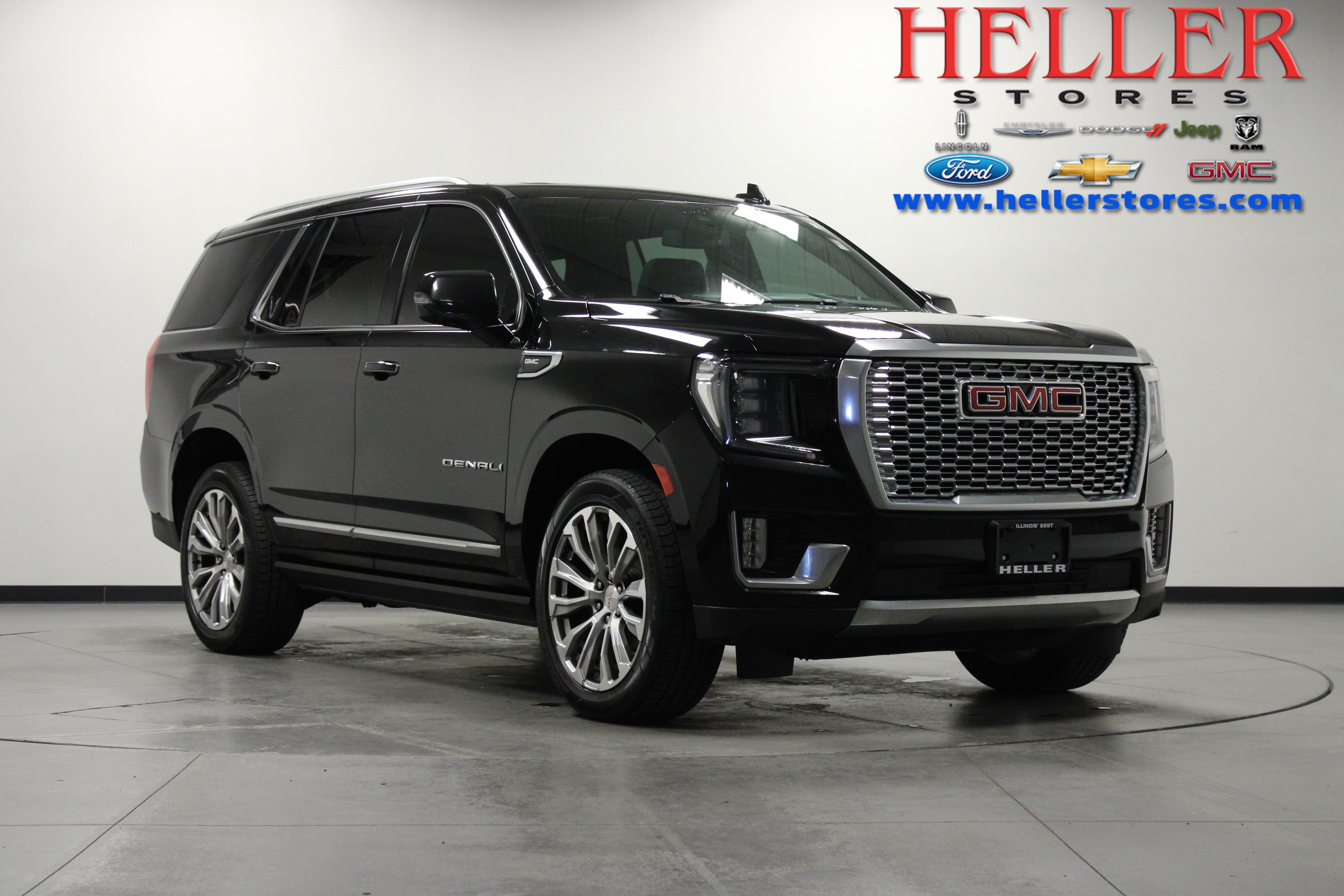 Used 2022 GMC Yukon Denali AWD/4WD image 1