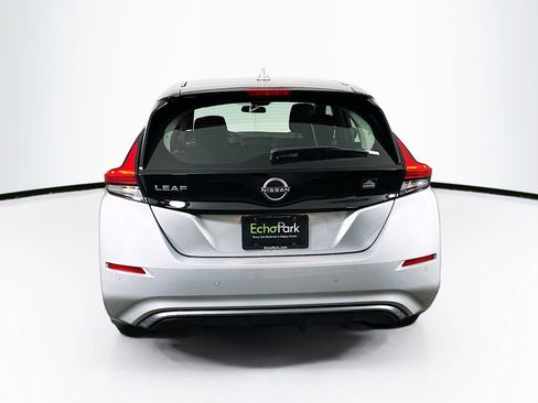 Used 2025 Nissan Leaf S image 7