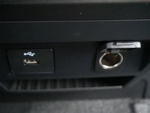 Certified 2019 Ford F250 XL w/ XL Value Package image 26