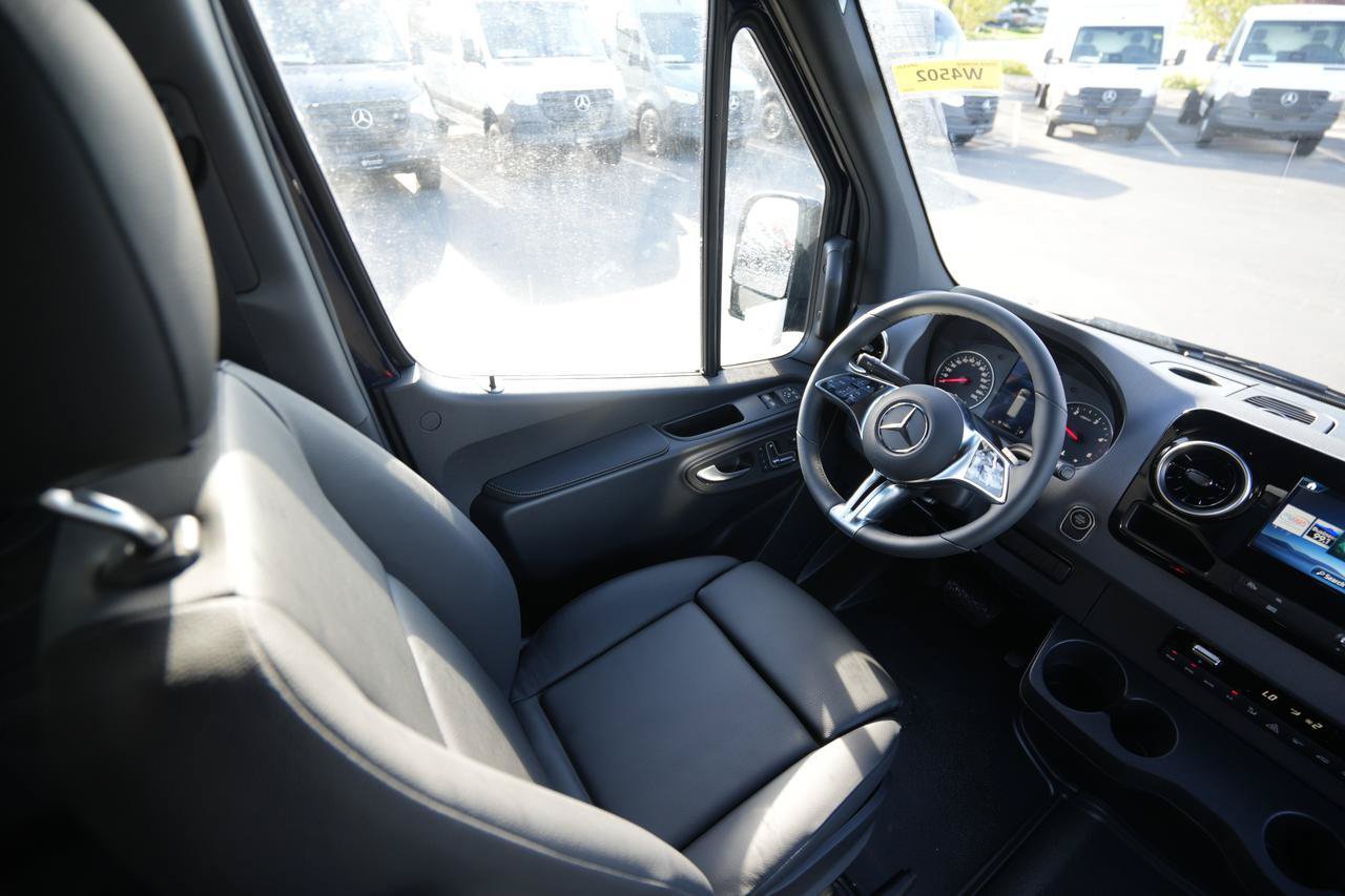 New 2026 Mercedes-Benz Sprinter 2500 image 18