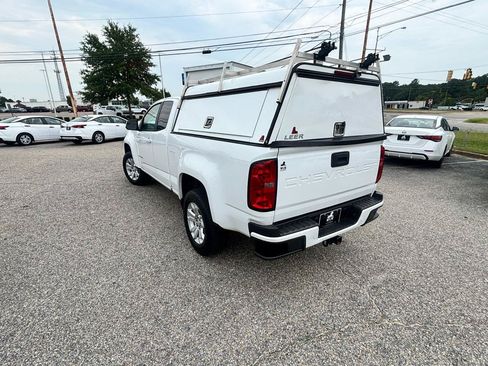 Used 2022 Chevrolet Colorado LT w/ Safety Package RWD image 16