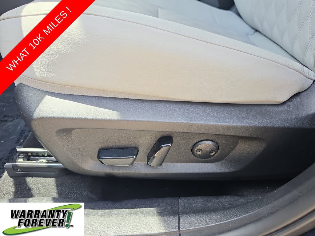 Used 2024 Mitsubishi Outlander SEL Black Edition FWD image 17