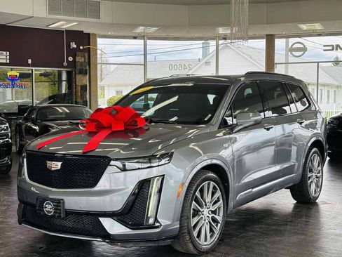 Used 2021 Cadillac XT6 Sport AWD/4WD image 17