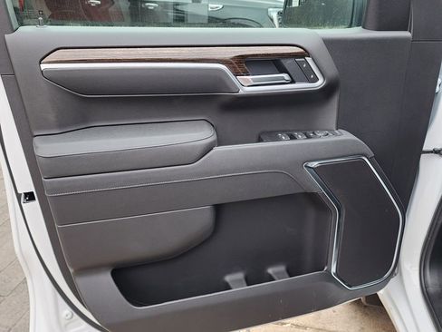 New 2026 GMC Sierra 1500 Elevation image 14