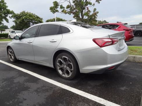 Used 2020 Chevrolet Malibu LT FWD image 6