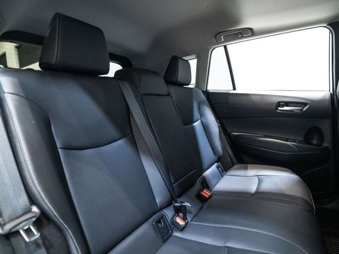 Used 2023 Toyota Corolla Cross XLE w/ Convenience Package image 32