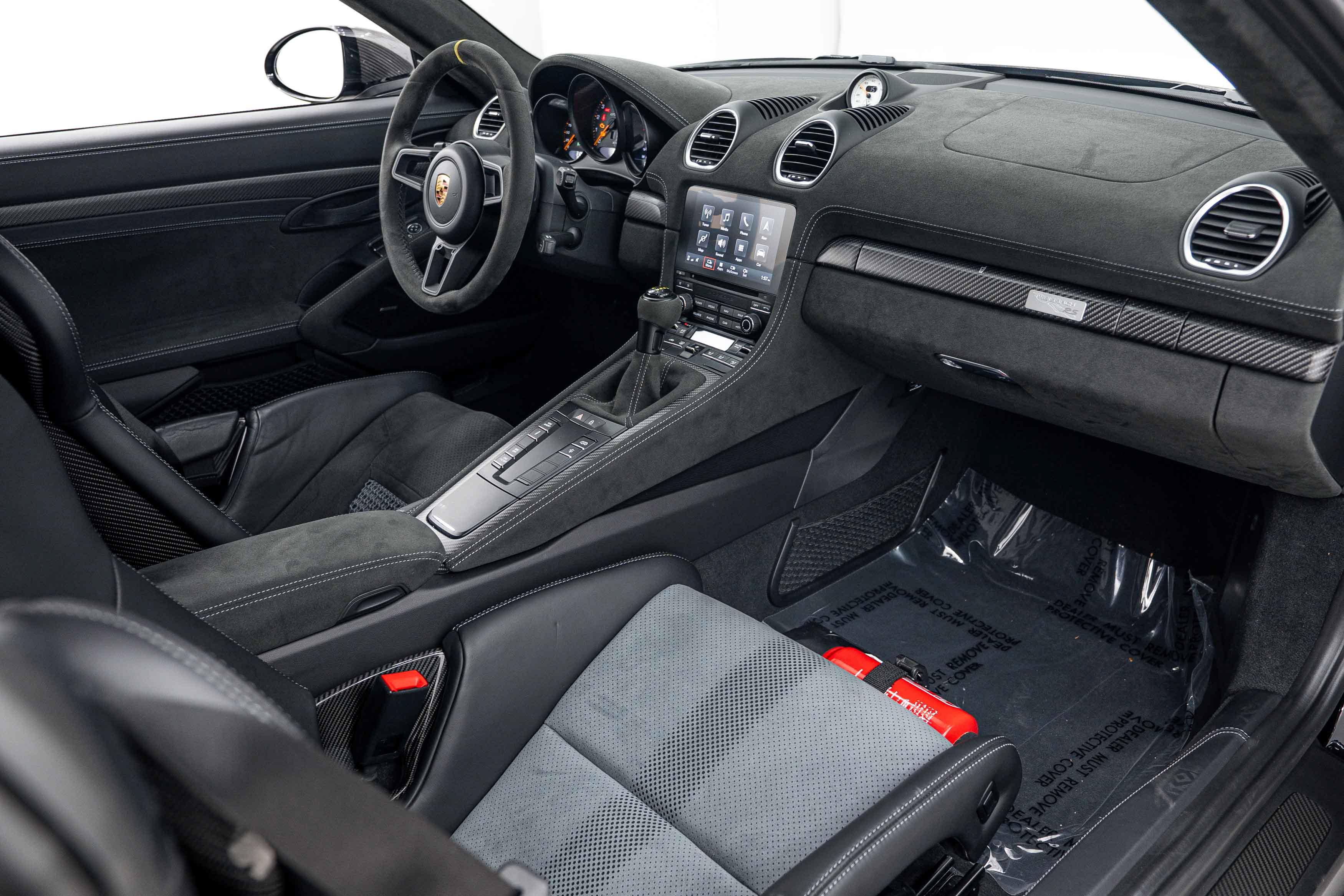 Certified 2023 Porsche 718 Cayman GT4 RS RWD image 17