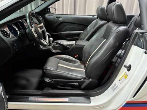 Used 2012 Ford Mustang GT Premium RWD image 33