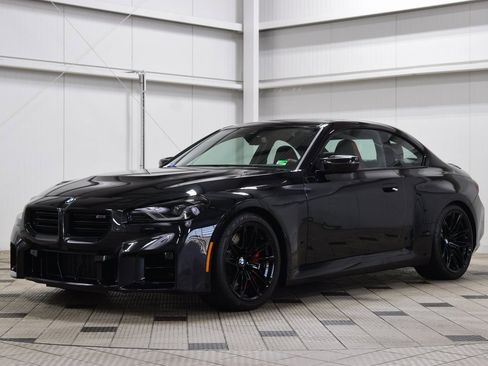 Used 2025 BMW M2 Base w/ Lighting Package image 3