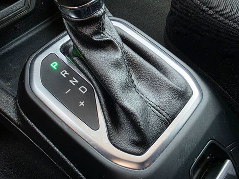 Used 2018 Jeep Renegade Sport w/ Power & Air Group image 40